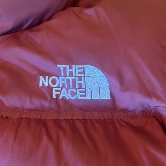 The North Face Puff 700 Fill Down Red Men’s Medium Jacket - Picture 6 of 12
